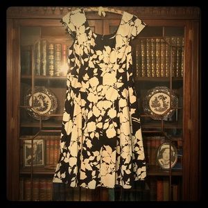 👗 Sleeveless Dress👗